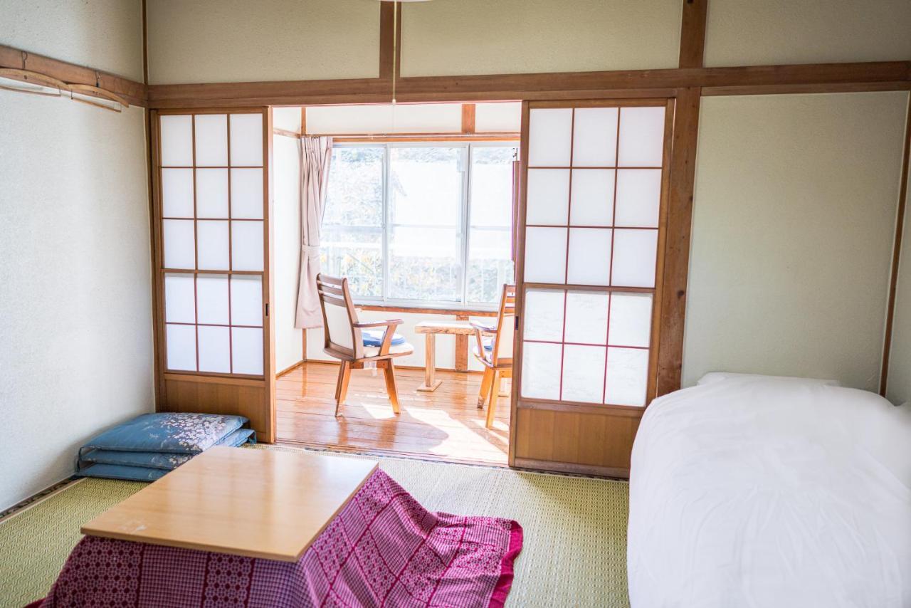 Ryokan Fuji Heights Fujikawaguchiko Exteriör bild